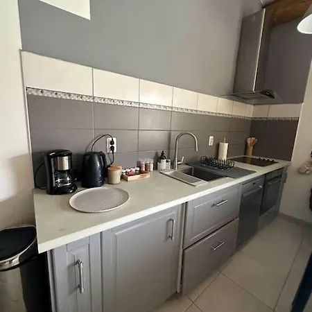Joli Mas Duplex Piscine Parking Prive Apartment *